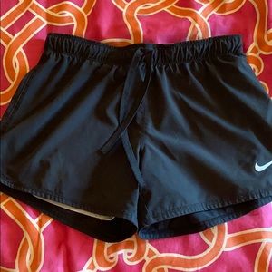 black nike shorts with built in spandex